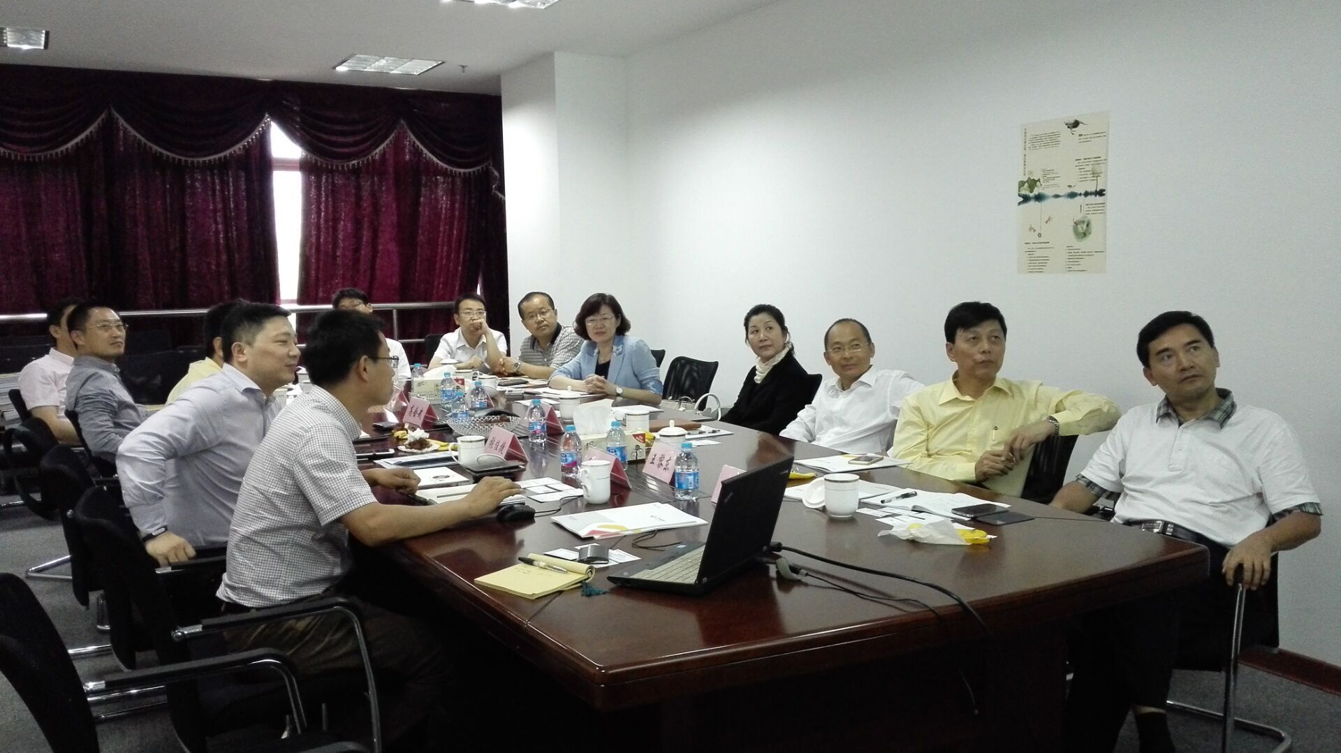 貴陽市委常委、副市長劉春成一行蒞臨中安科股份參觀訪問